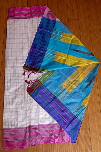 White silk ilkal saree with Pink Gayathri border and sky blue pallu