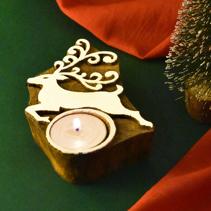 Hand Carved Christmas Reindeer Wooden T-light holder